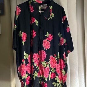 Women’s Black and Pink Button Down Shirt with Floral Design size 3X